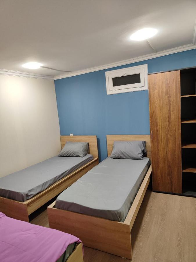 Guest House In The Small Center 耶烈万 外观 照片